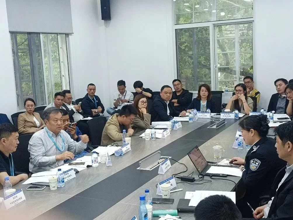 1684569133601154.jpg 8fe016726fda1e6eea337166823f0239.jpg